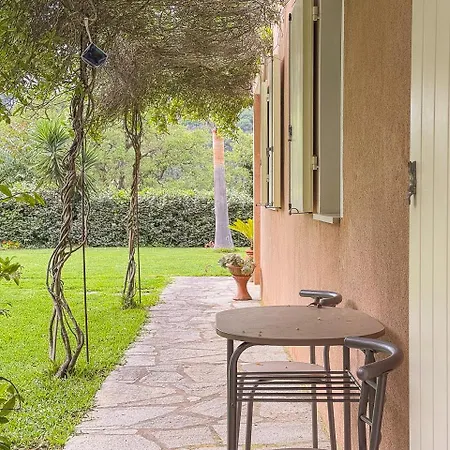 Apartamento With Sea View And Private Woodland By Host Hero *
